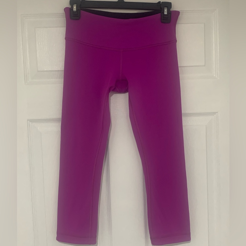 Lululemon Short Leggings Size 6